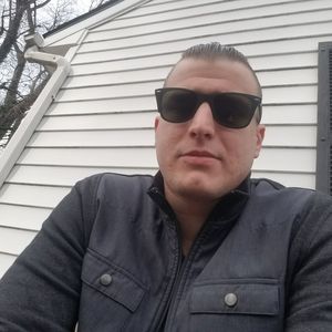 Meet your Posher, Corey